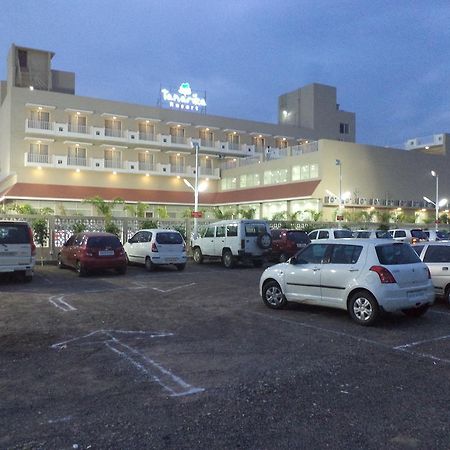 Tanarika Resort Bhusawal Exterior photo